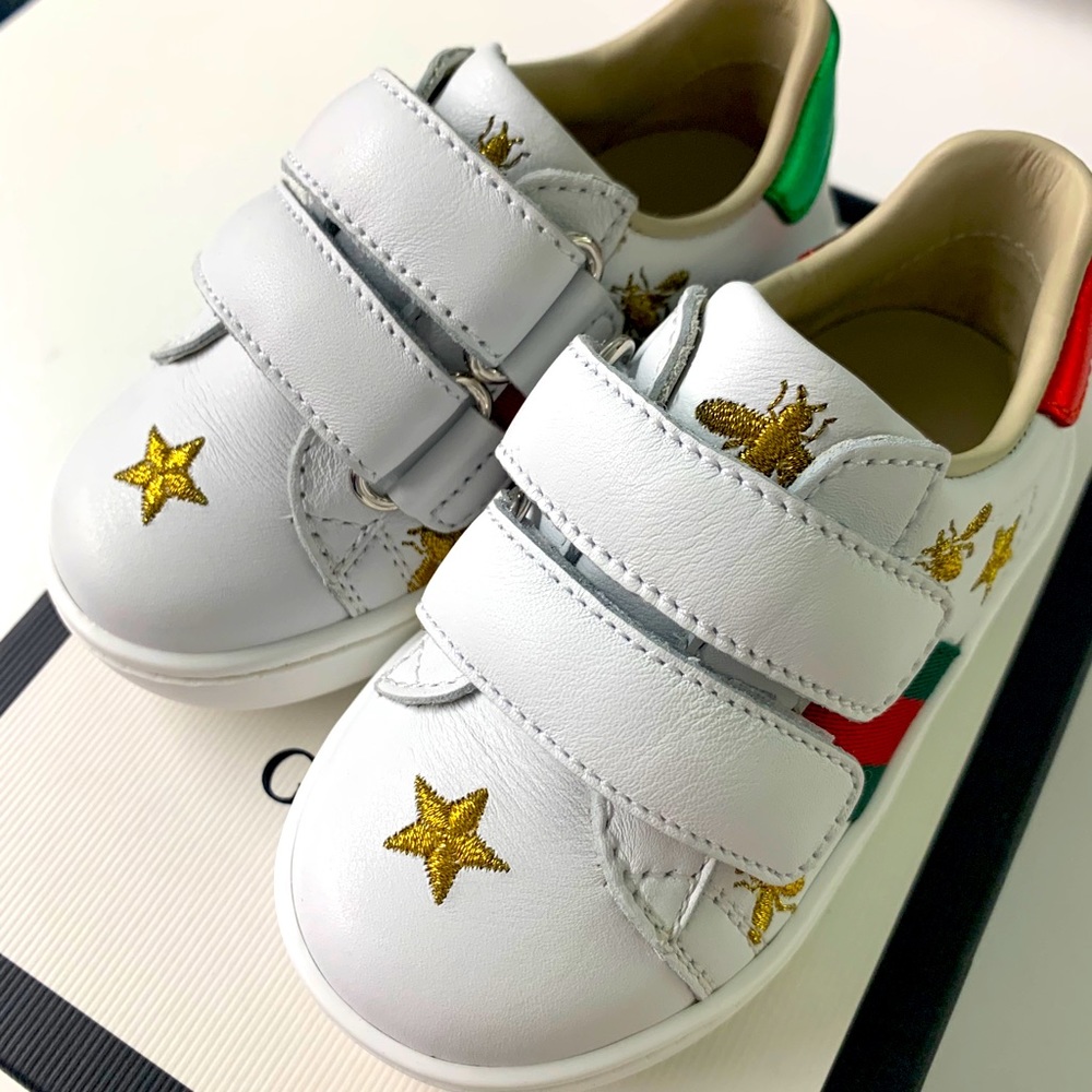 GUCCI Leather Sneakers
